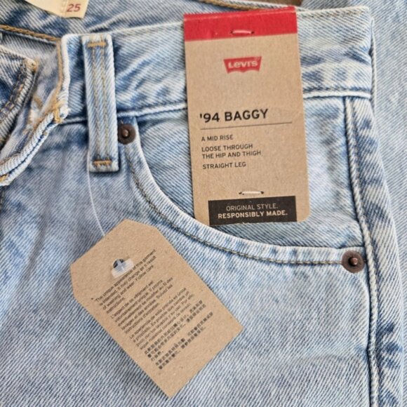 Levi’s ’94 Baggy Jeans Light Wash Size 25 x 31 High Rise Straight Leg NWT - Picture 3 of 6